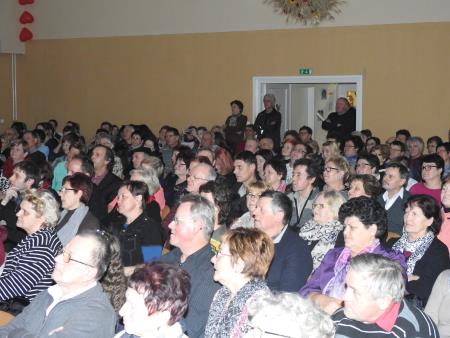 Valentinov glasbeno-humoristični koncert Franca Gorze z gosti 102